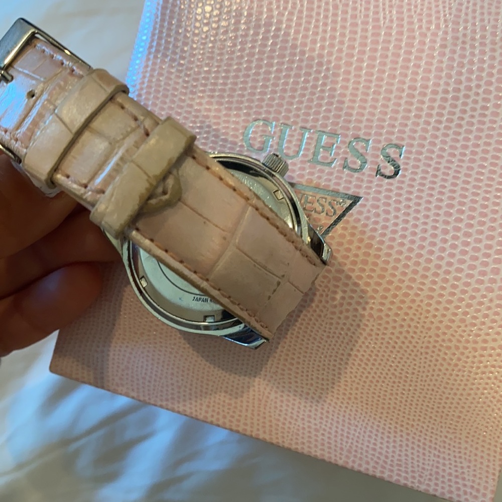 Guess Watch - Picture 3 of 4